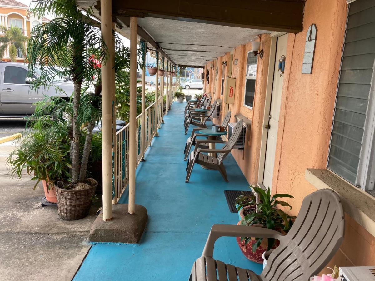 Michaels Siesta Motel St. Petersburg Extérieur photo