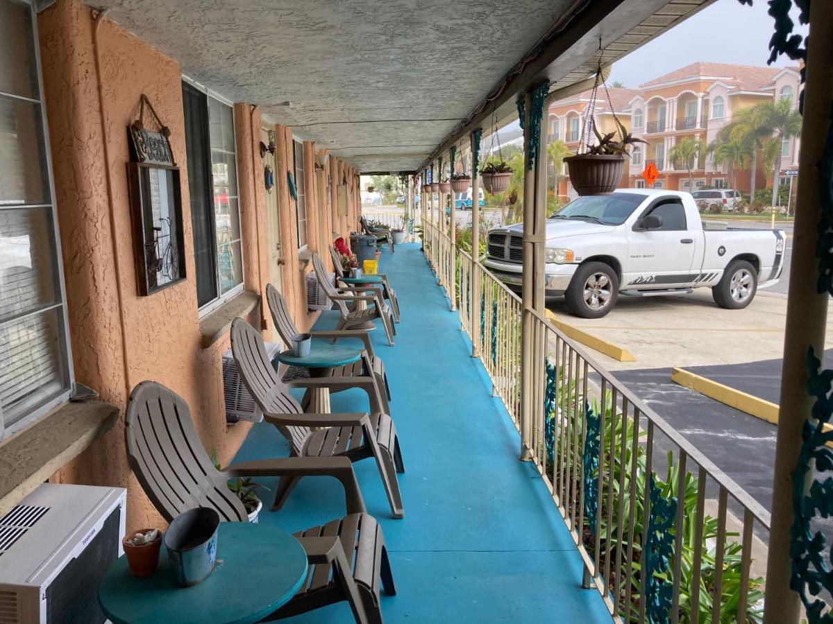 Michaels Siesta Motel St. Petersburg Extérieur photo