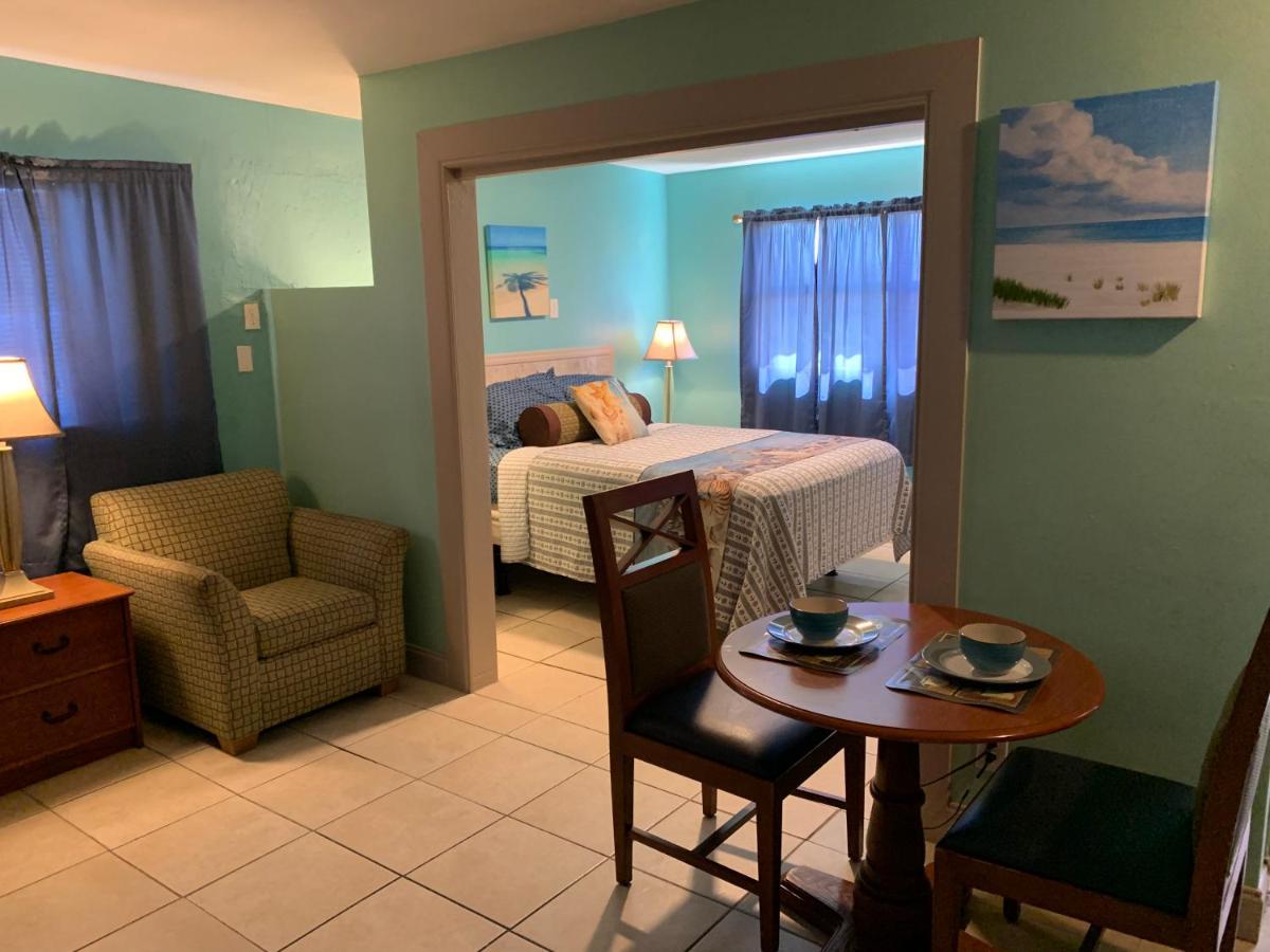 Michaels Siesta Motel St. Petersburg Extérieur photo