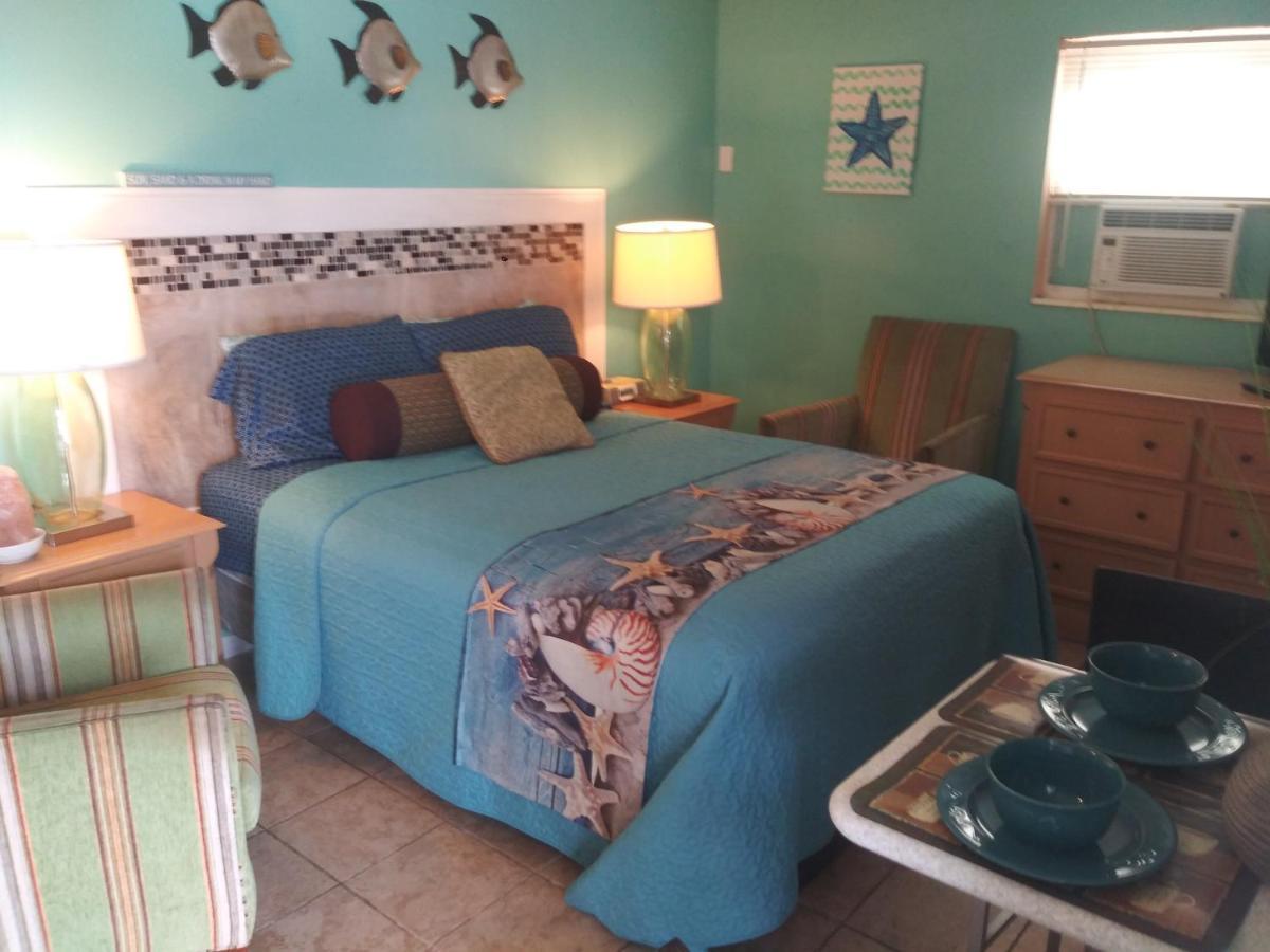 Michaels Siesta Motel St. Petersburg Extérieur photo